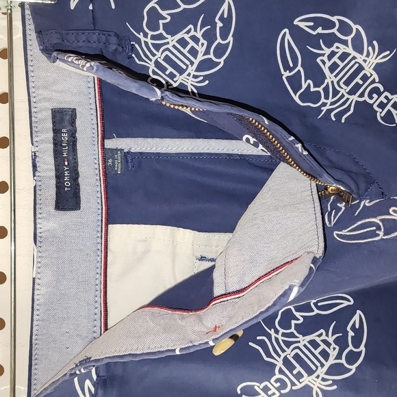 TOMMY HILFIGER Size 36 Navy Blue Lobster Performance Shorts - Picture 5 of 8